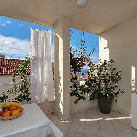 Apartment Angela Makarska